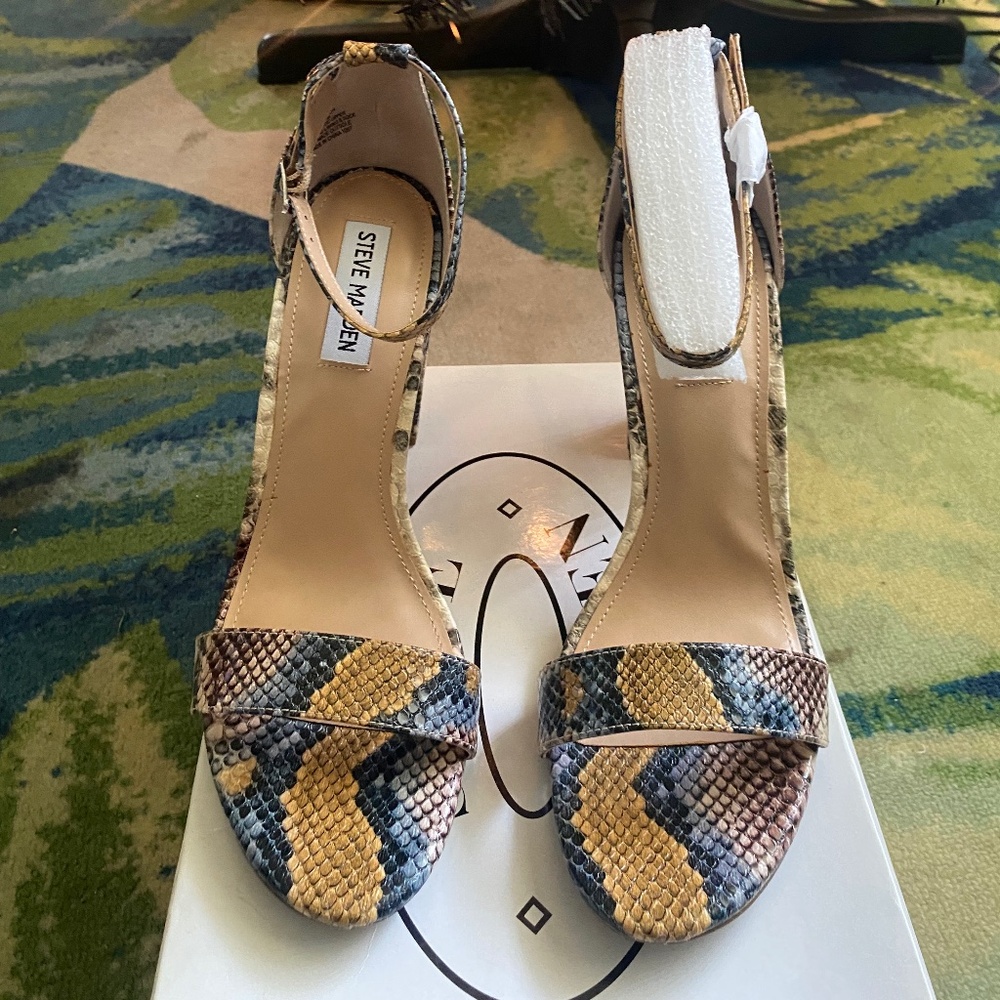 Steve Madden Carson